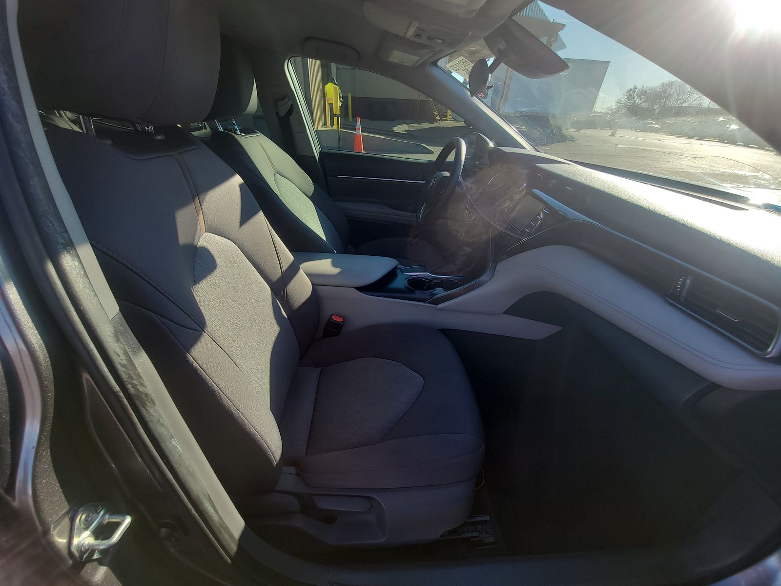 2020 Toyota Camry LE FWD