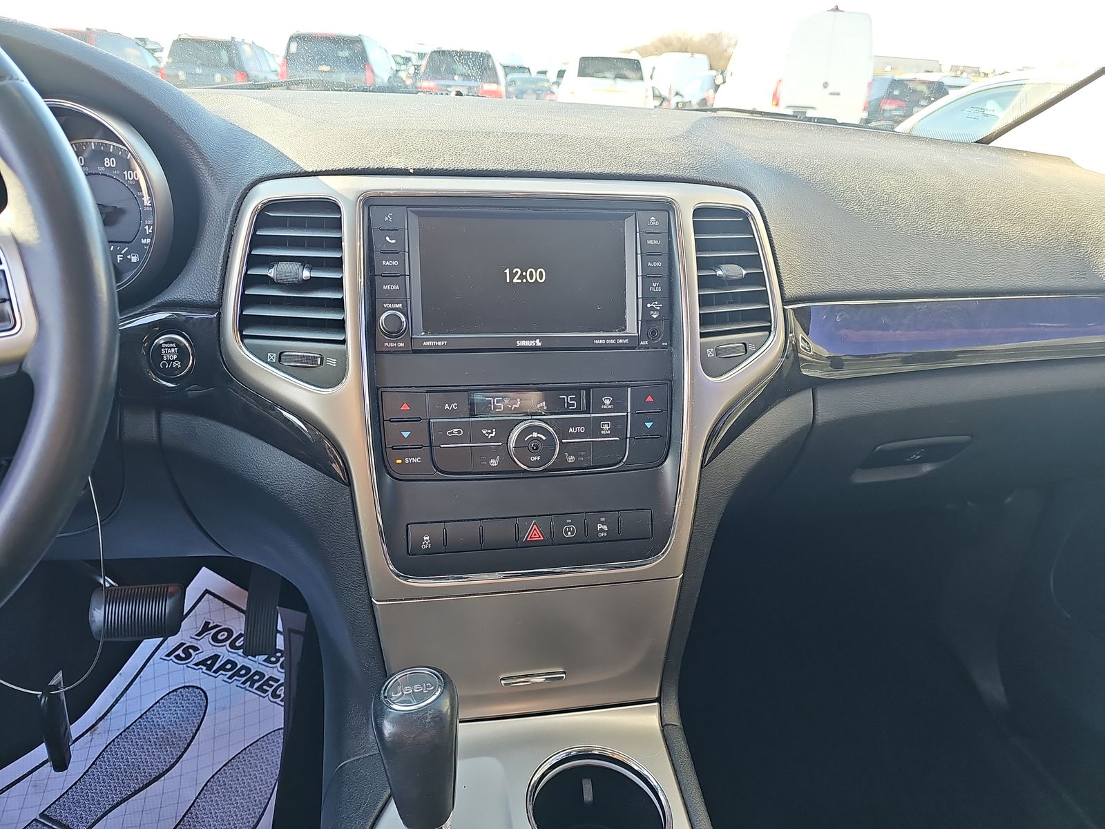 2013 Jeep Grand Cherokee LAREDO AWD