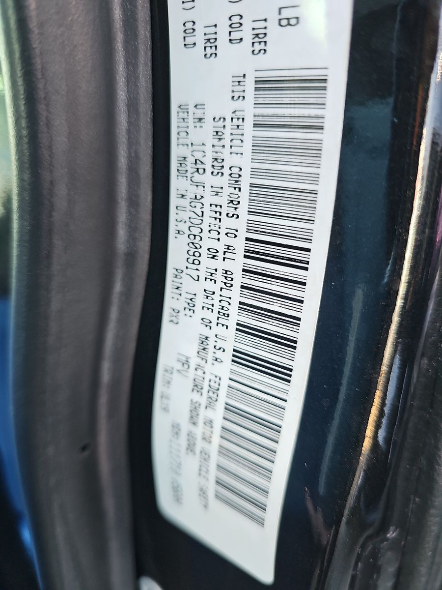 2013 Jeep Grand Cherokee LAREDO AWD