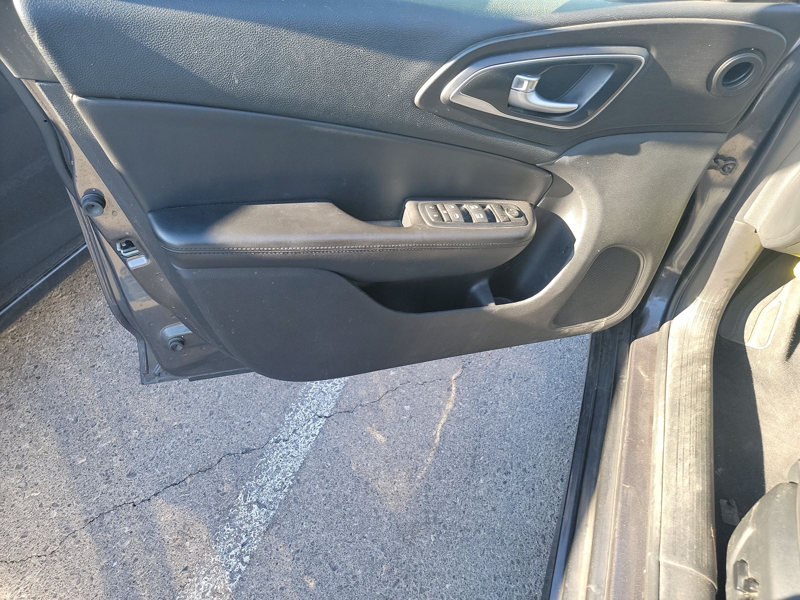 2016 Chrysler 200 LTD PLAT FWD