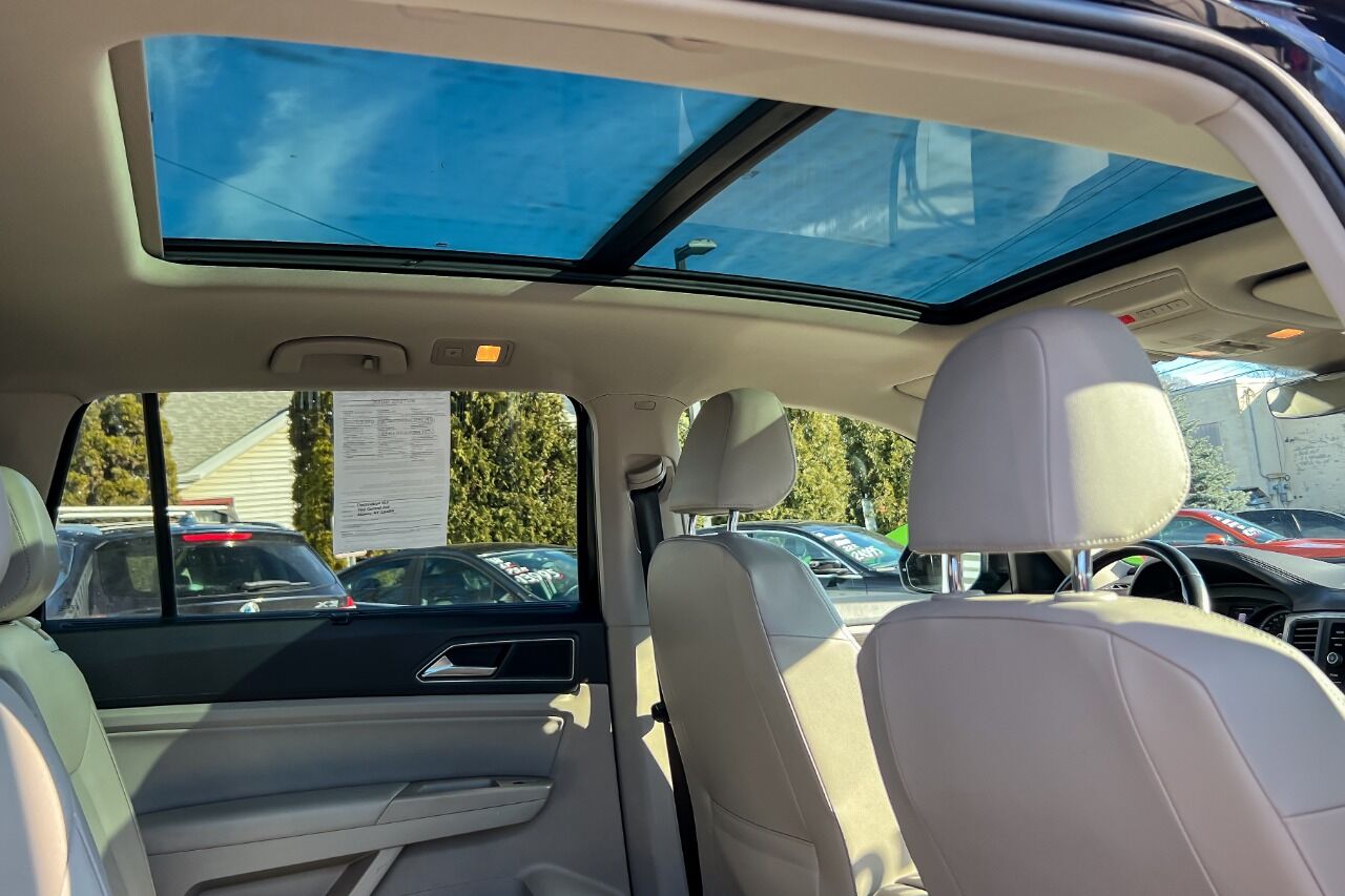 2019 Volkswagen Atlas 3.6L V6 SE w/Technology R-Line AWD