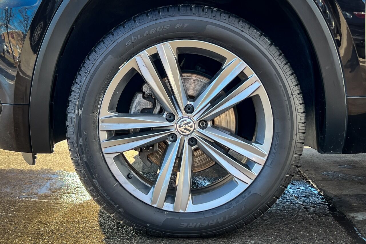 2019 Volkswagen Atlas 3.6L V6 SE w/Technology R-Line AWD