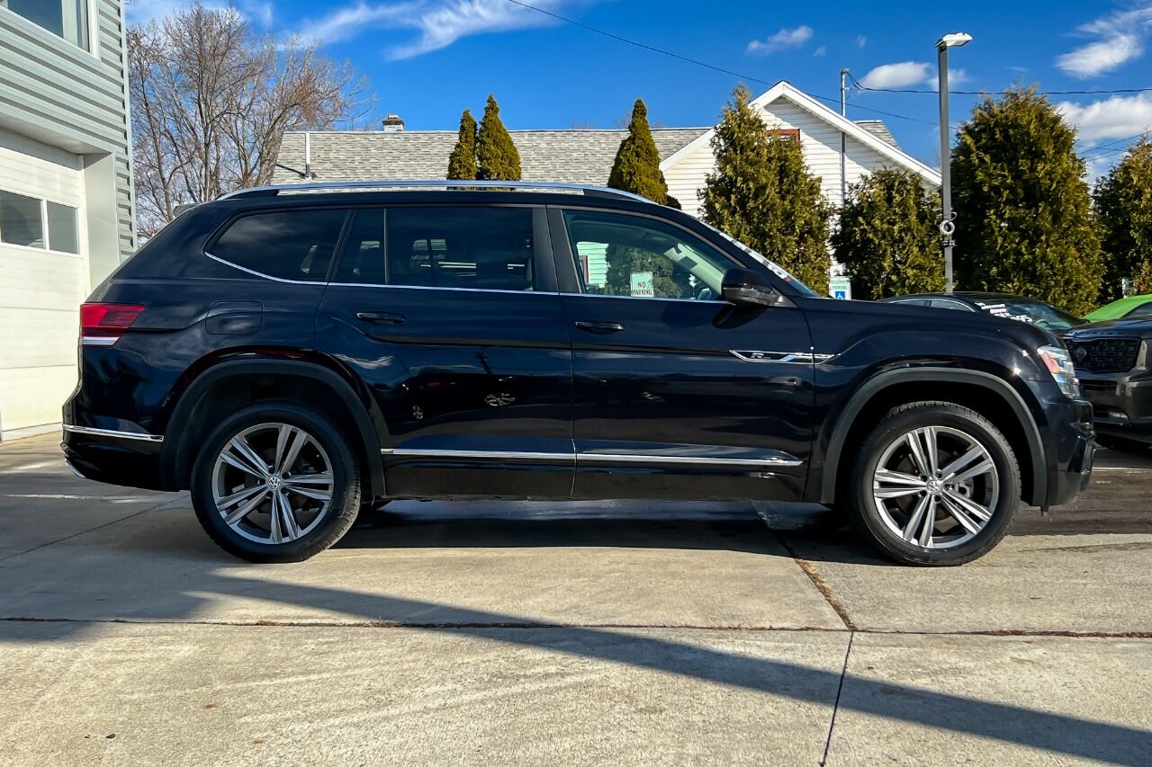 2019 Volkswagen Atlas 3.6L V6 SE w/Technology R-Line AWD