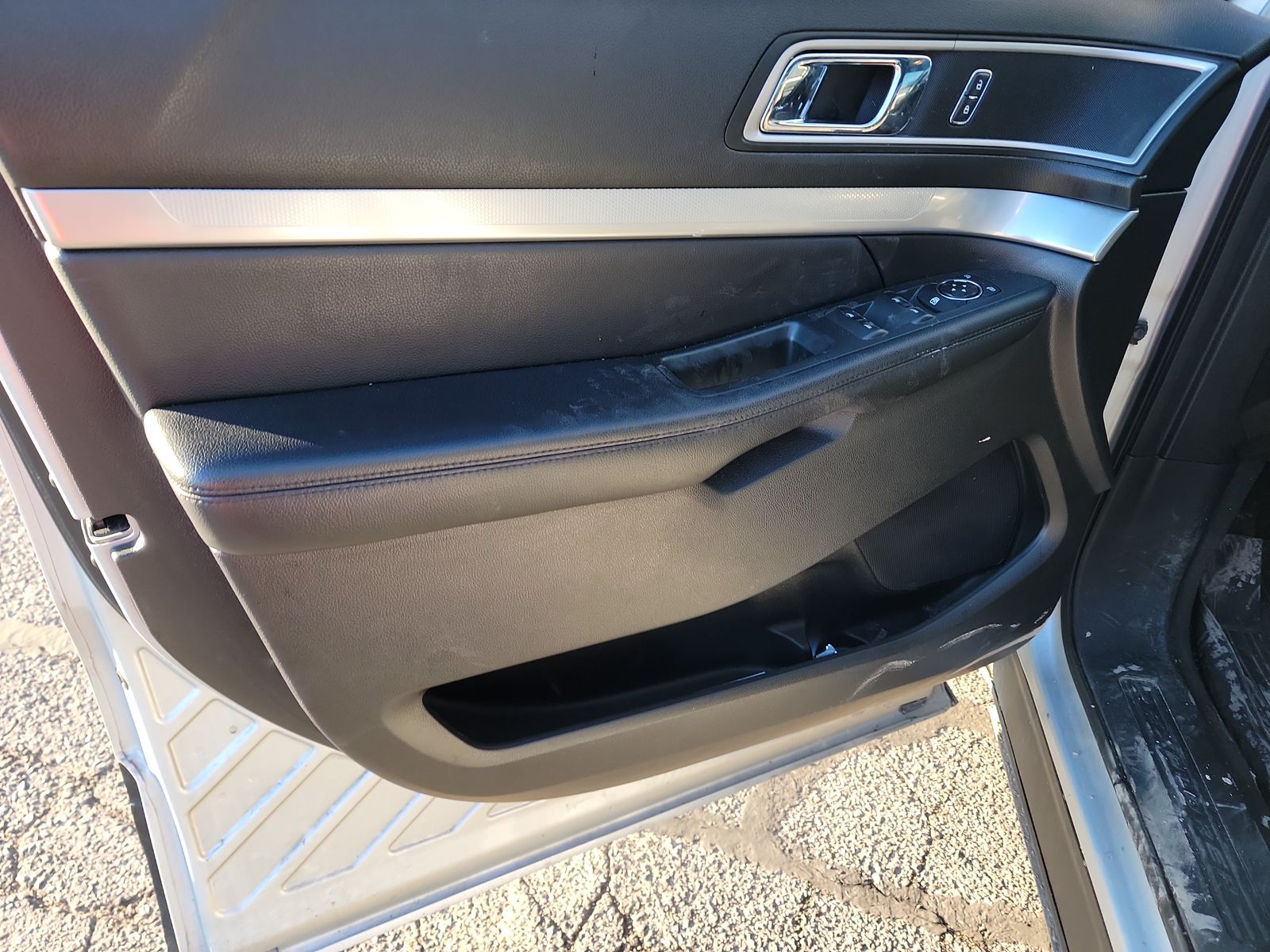 2017 Ford Explorer XLT FWD