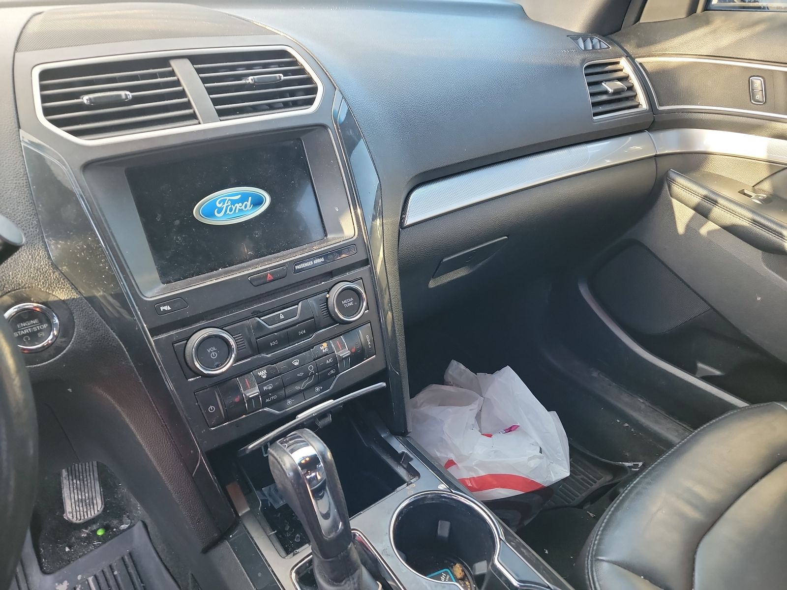 2017 Ford Explorer XLT FWD