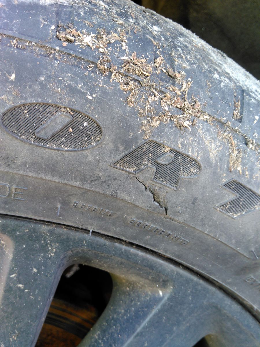 2012 Jeep Grand Cherokee LAREDO AWD