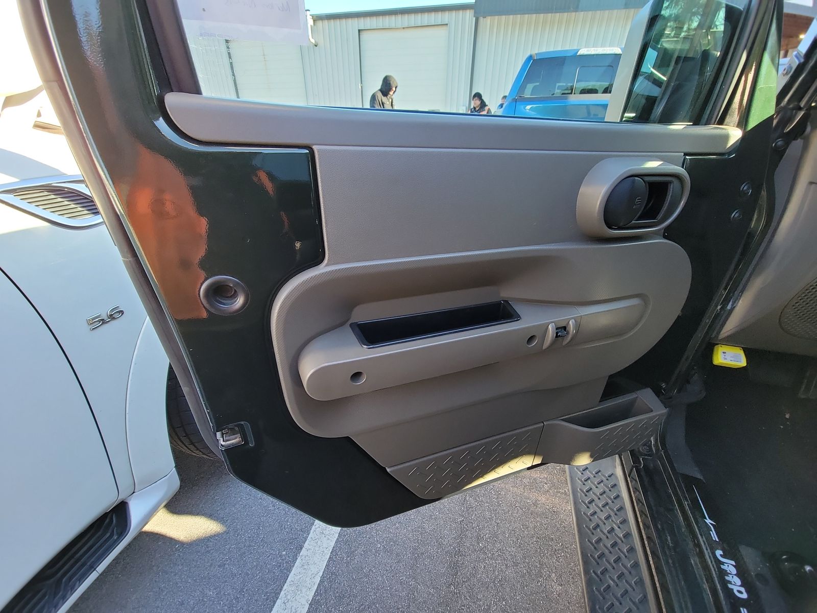 2010 Jeep Wrangler SAHARA AWD