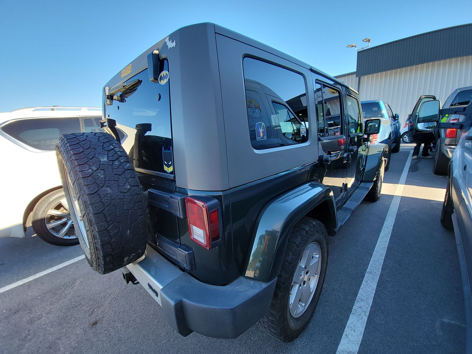 2010 Jeep Wrangler SAHARA AWD