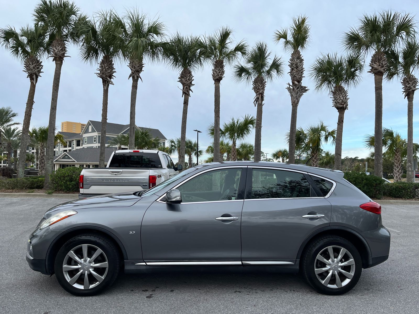2017 INFINITI QX50
