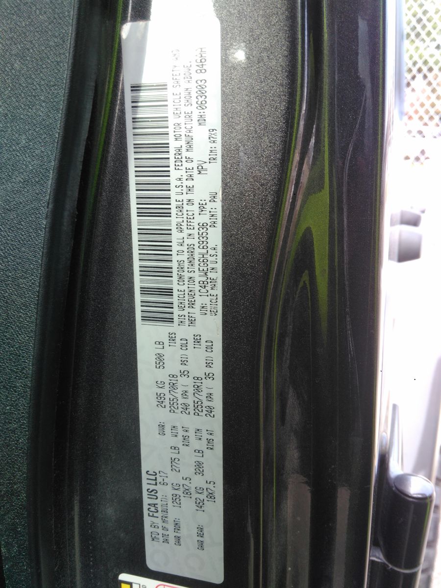 2017 Jeep Wrangler SAHARA AWD