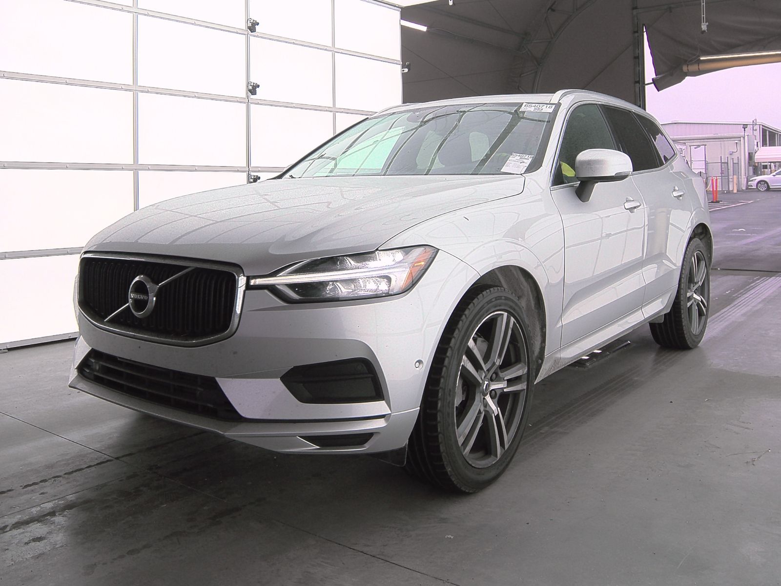 2018 Volvo XC60 MOMENTUM AWD - купить Авто из сша Volvo в Киеве и Украине,  2018 Volvo XC60 MOMENTUM AWD из США - пригон авто из сша, цена в компании  Autofreedom