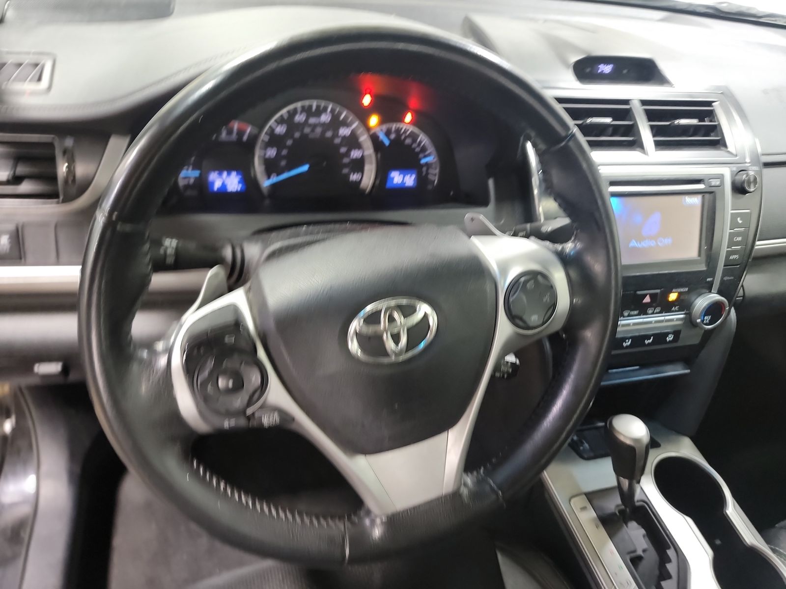 2014 Toyota Camry SE FWD
