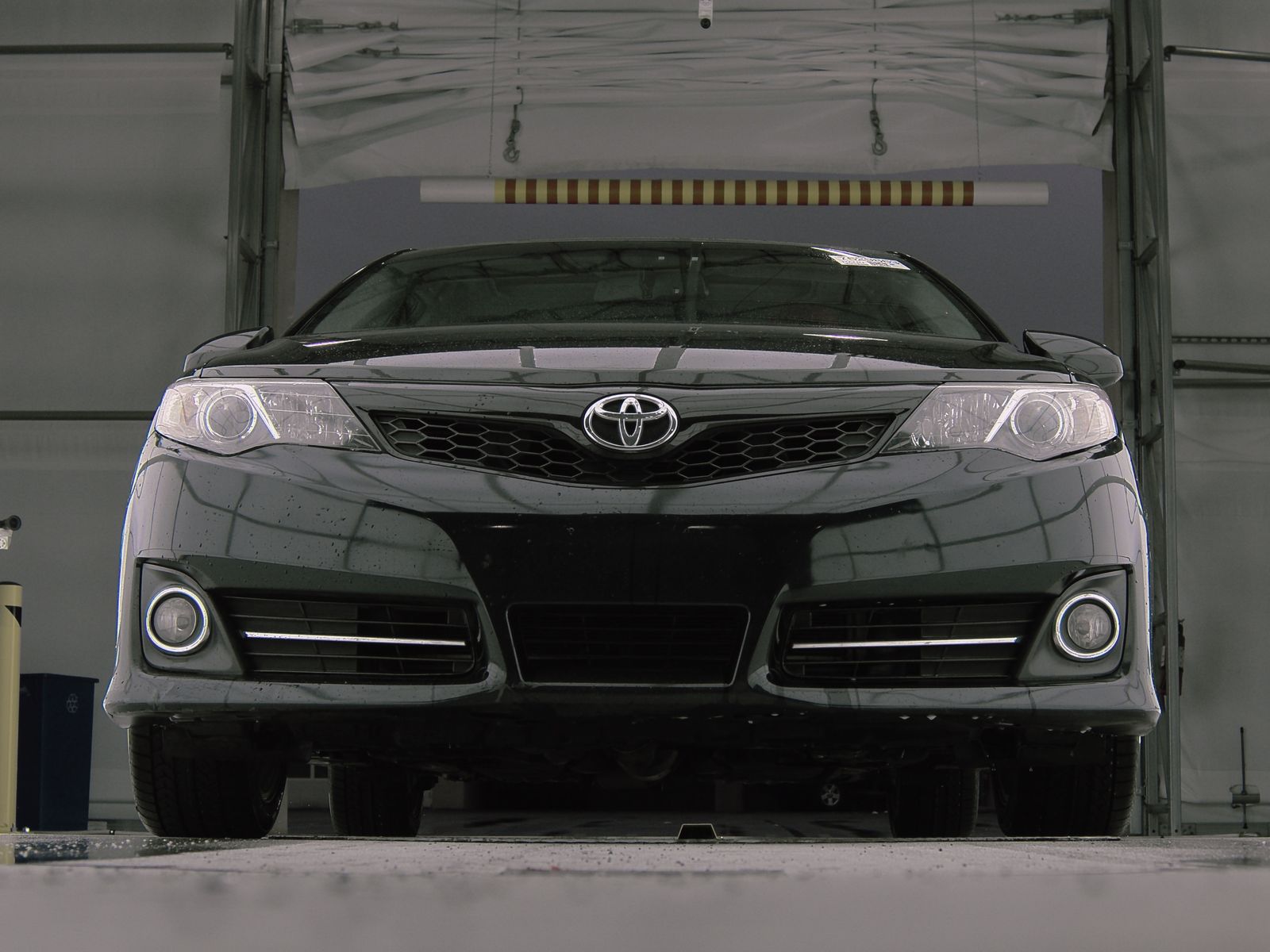 2014 Toyota Camry SE FWD