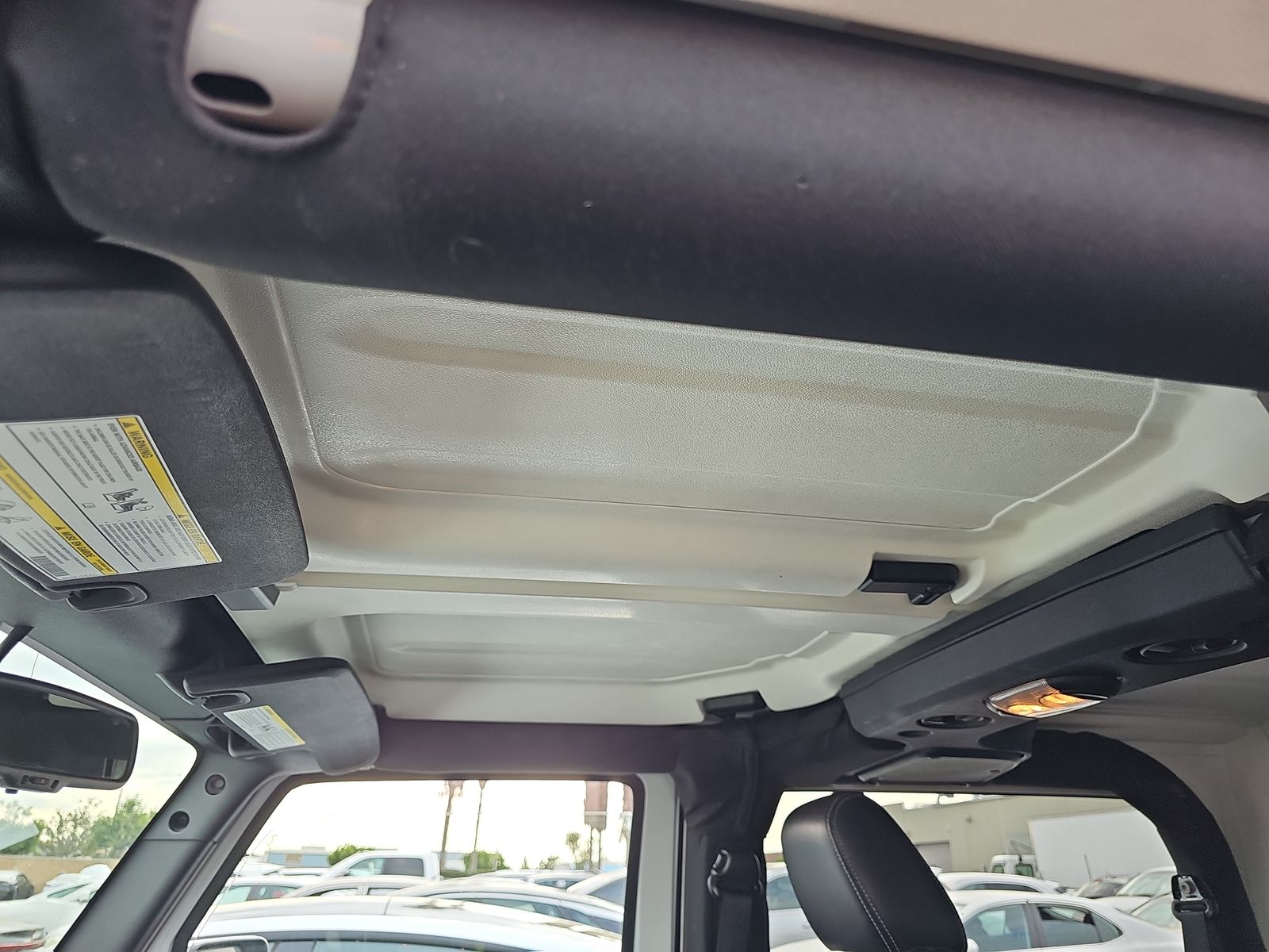 2015 Jeep Wrangler SAHARA AWD