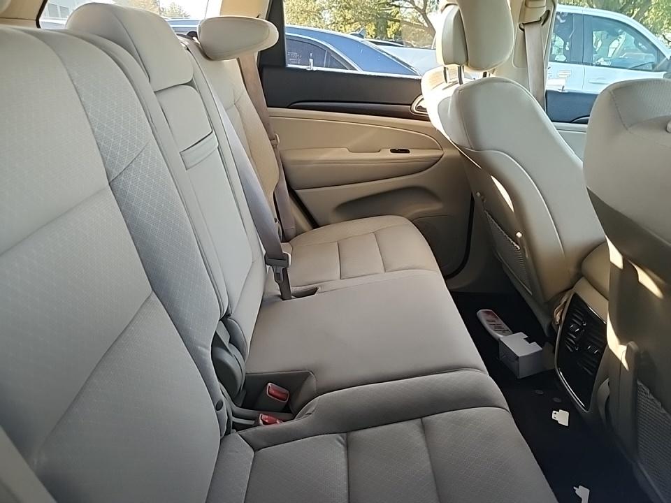 2018 Jeep Grand Cherokee LAREDO E RWD