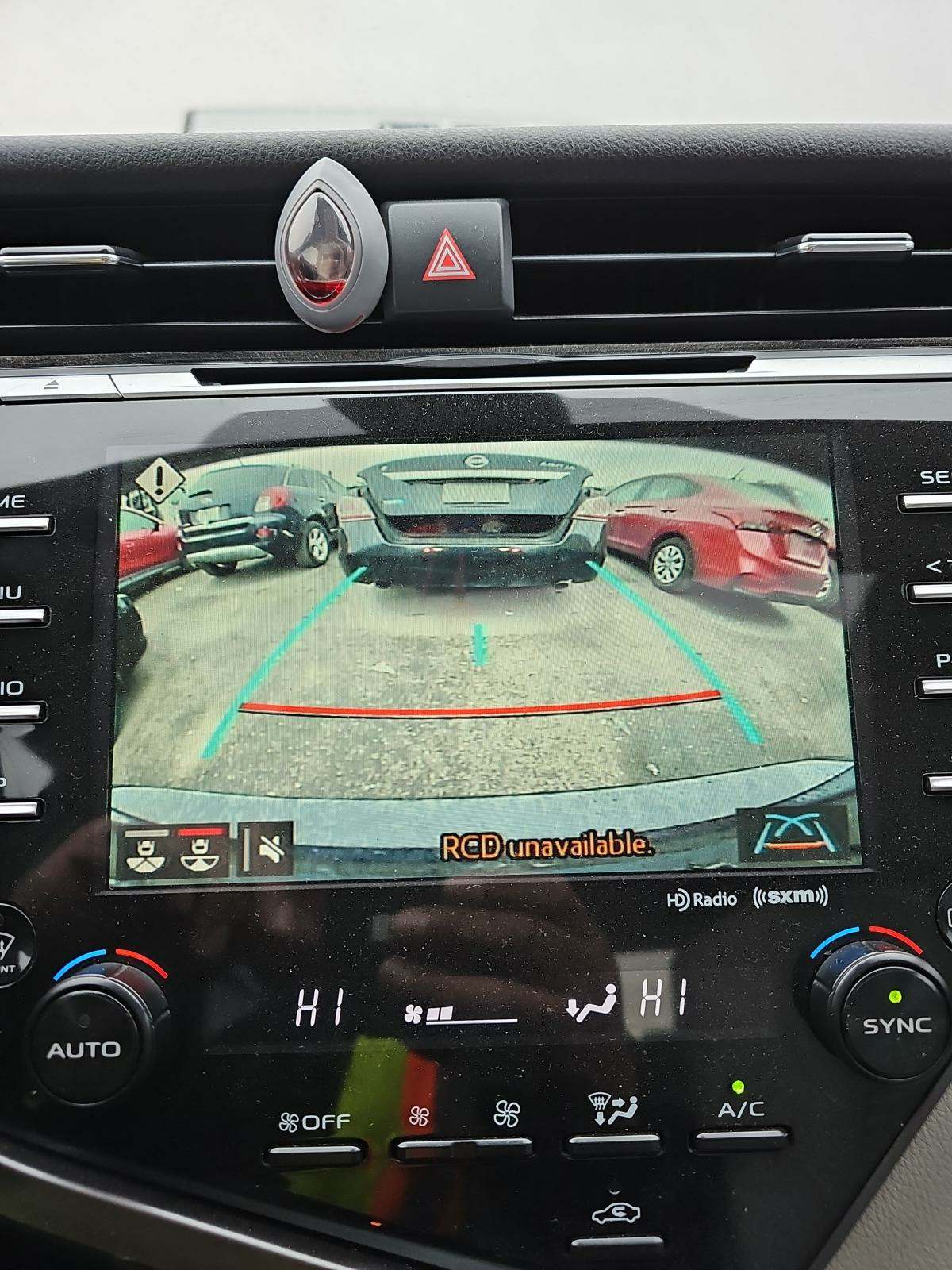 2019 Toyota Camry SE FWD