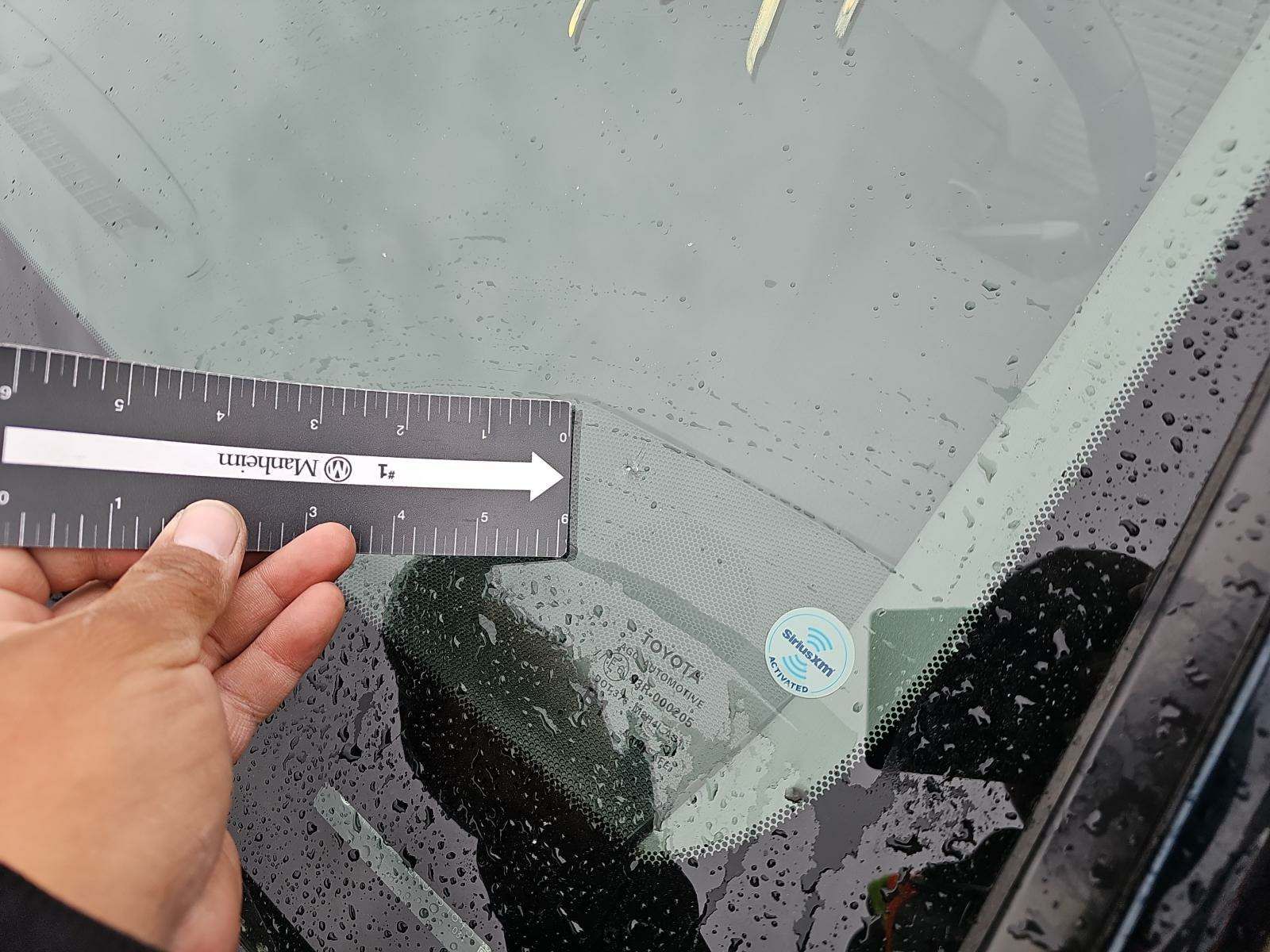 2019 Toyota Camry SE FWD