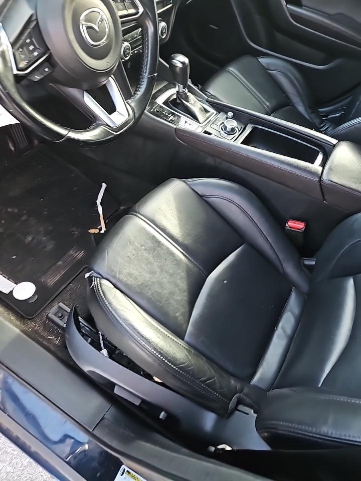 2018 MAZDA MAZDA3 Touring FWD