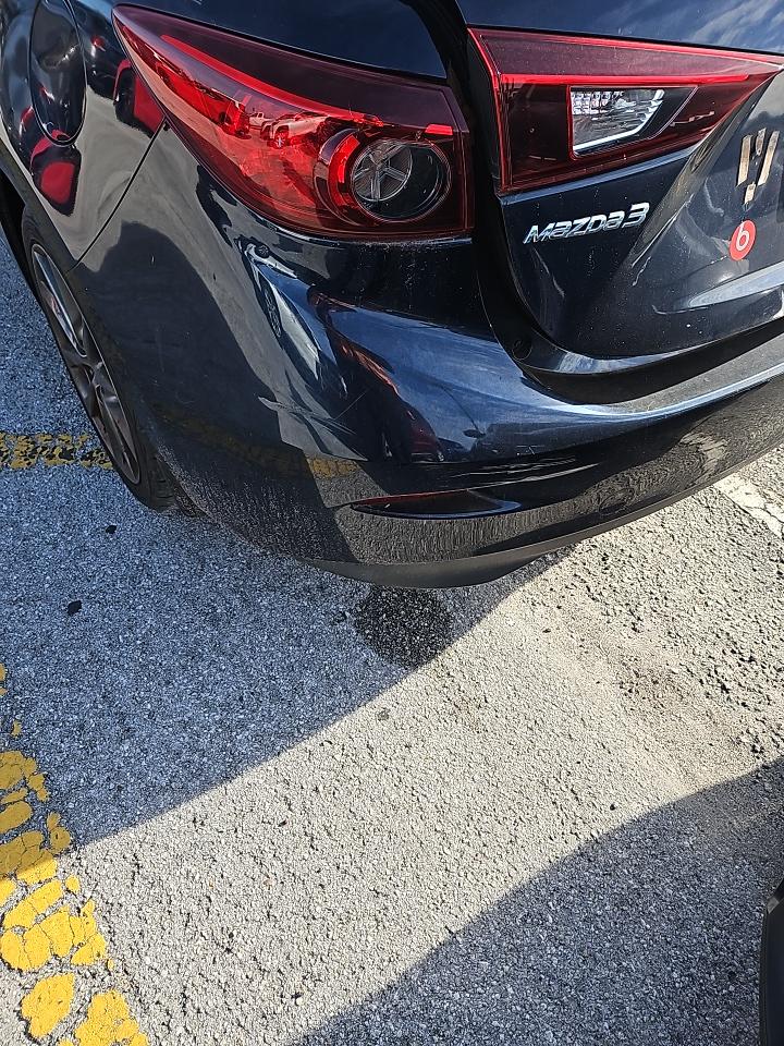 2018 MAZDA MAZDA3 Touring FWD