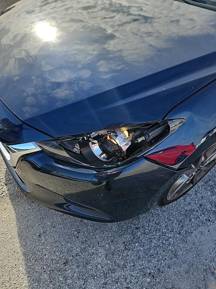 2018 MAZDA MAZDA3 Touring FWD