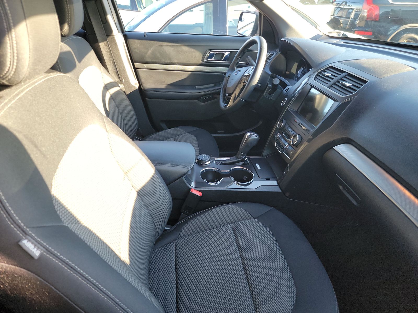 2018 Ford Explorer XLT AWD