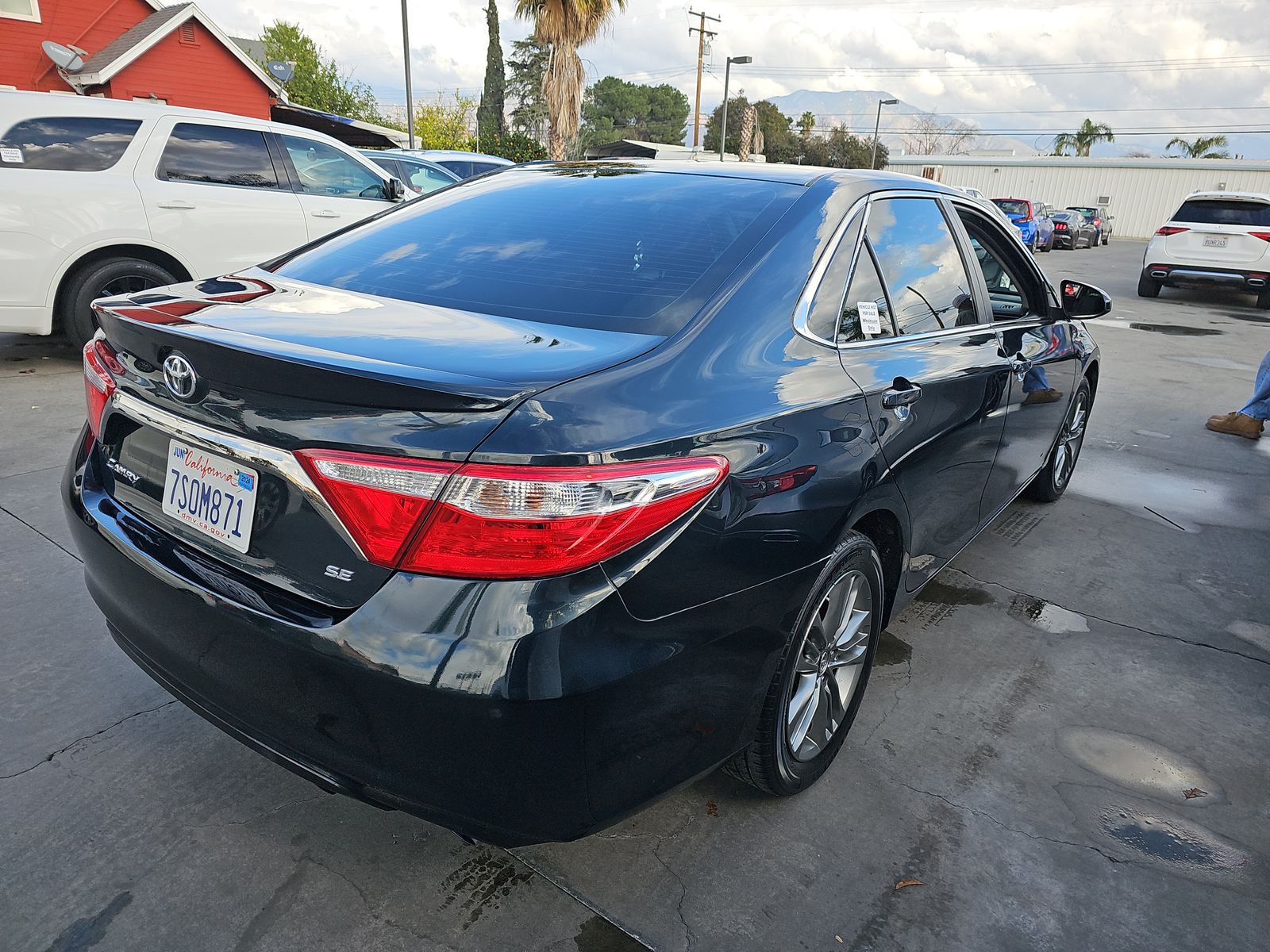 2016 Toyota Camry SE FWD