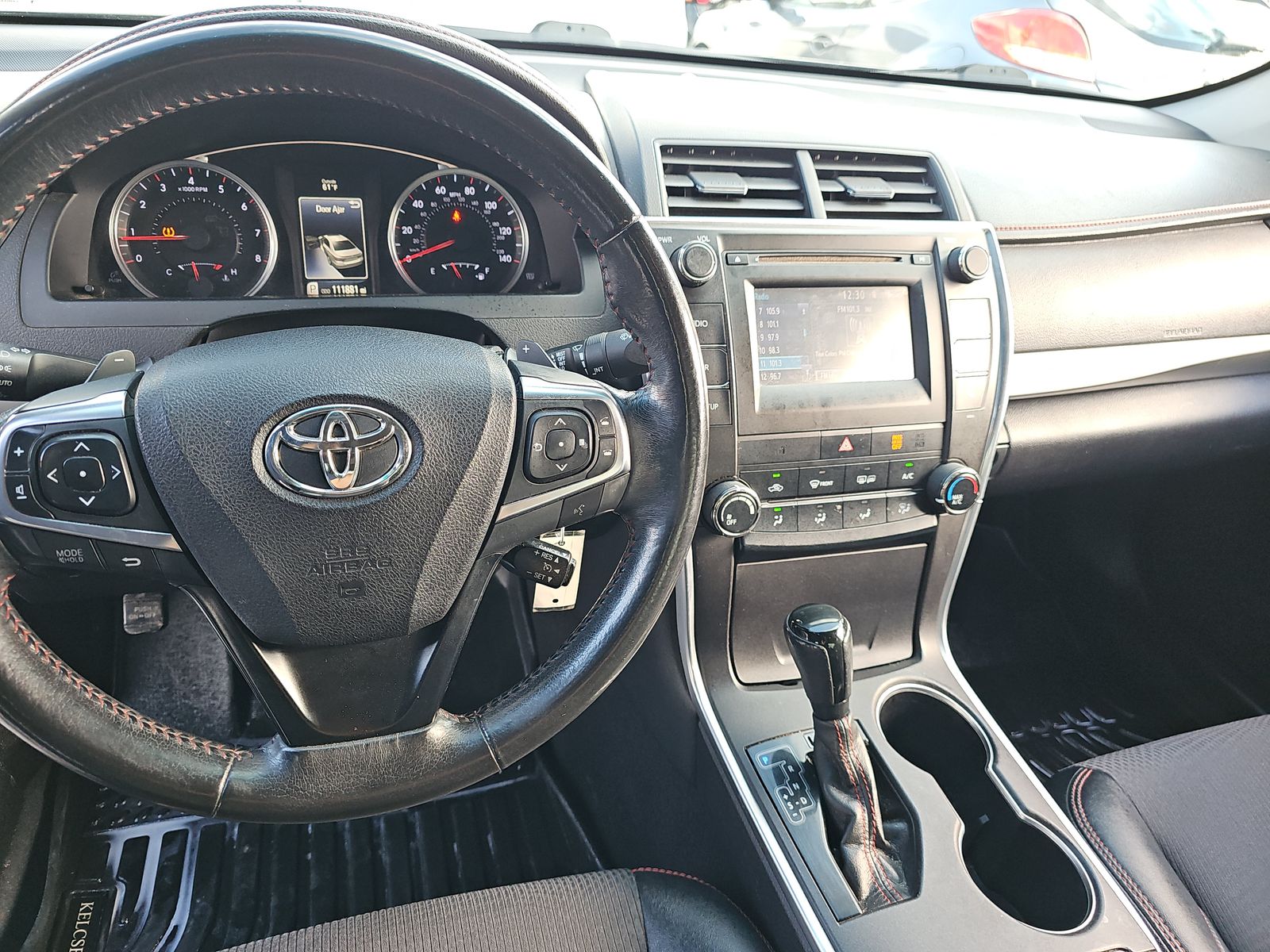 2016 Toyota Camry SE FWD