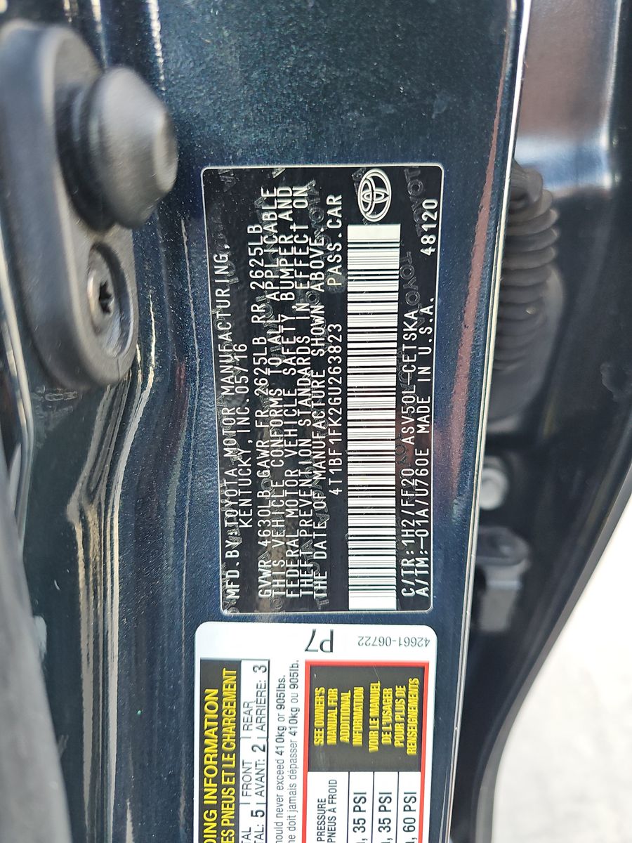 2016 Toyota Camry SE FWD