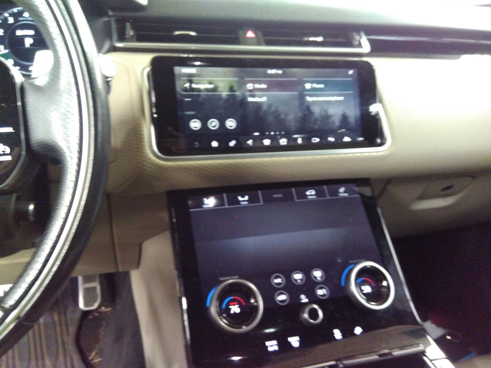 2018 Land Rover Range Rover Velar R-DYNAM SE AWD