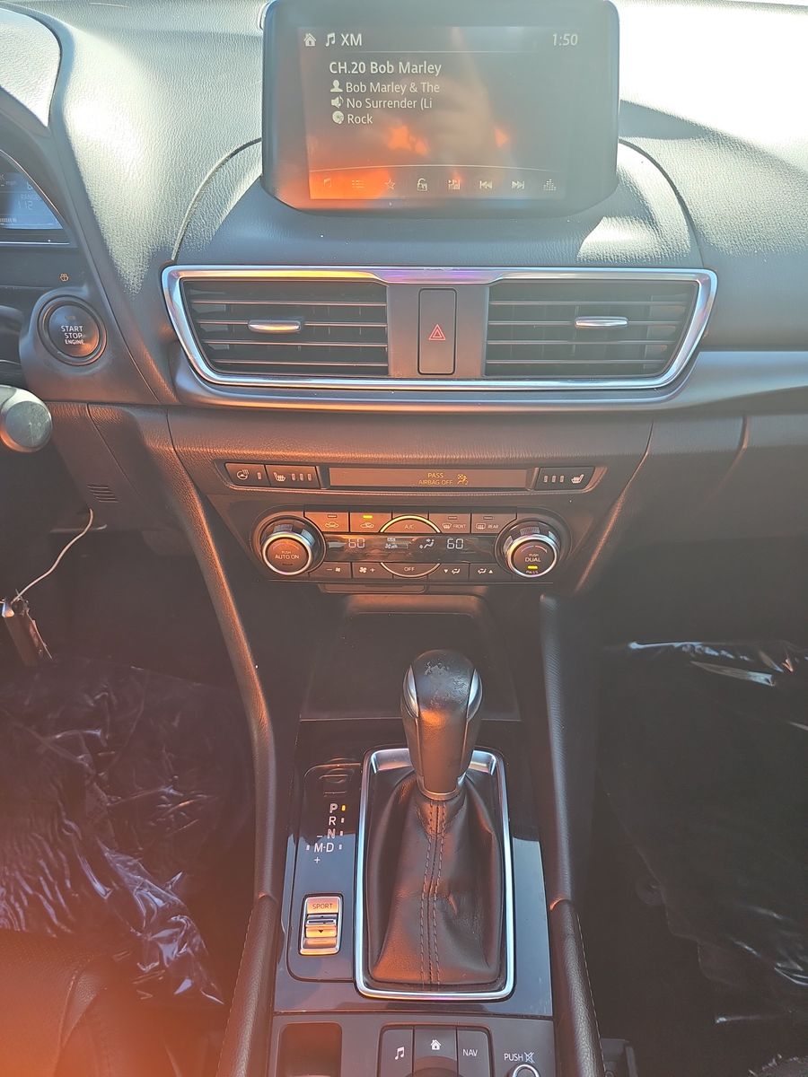 2017 MAZDA MAZDA3 GRAND TOUR FWD