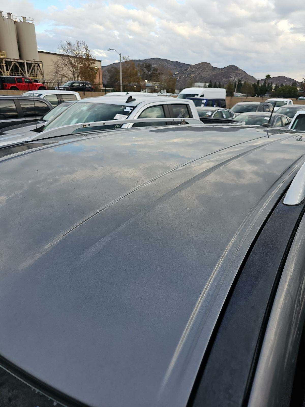 2017 Nissan Pathfinder SV FWD