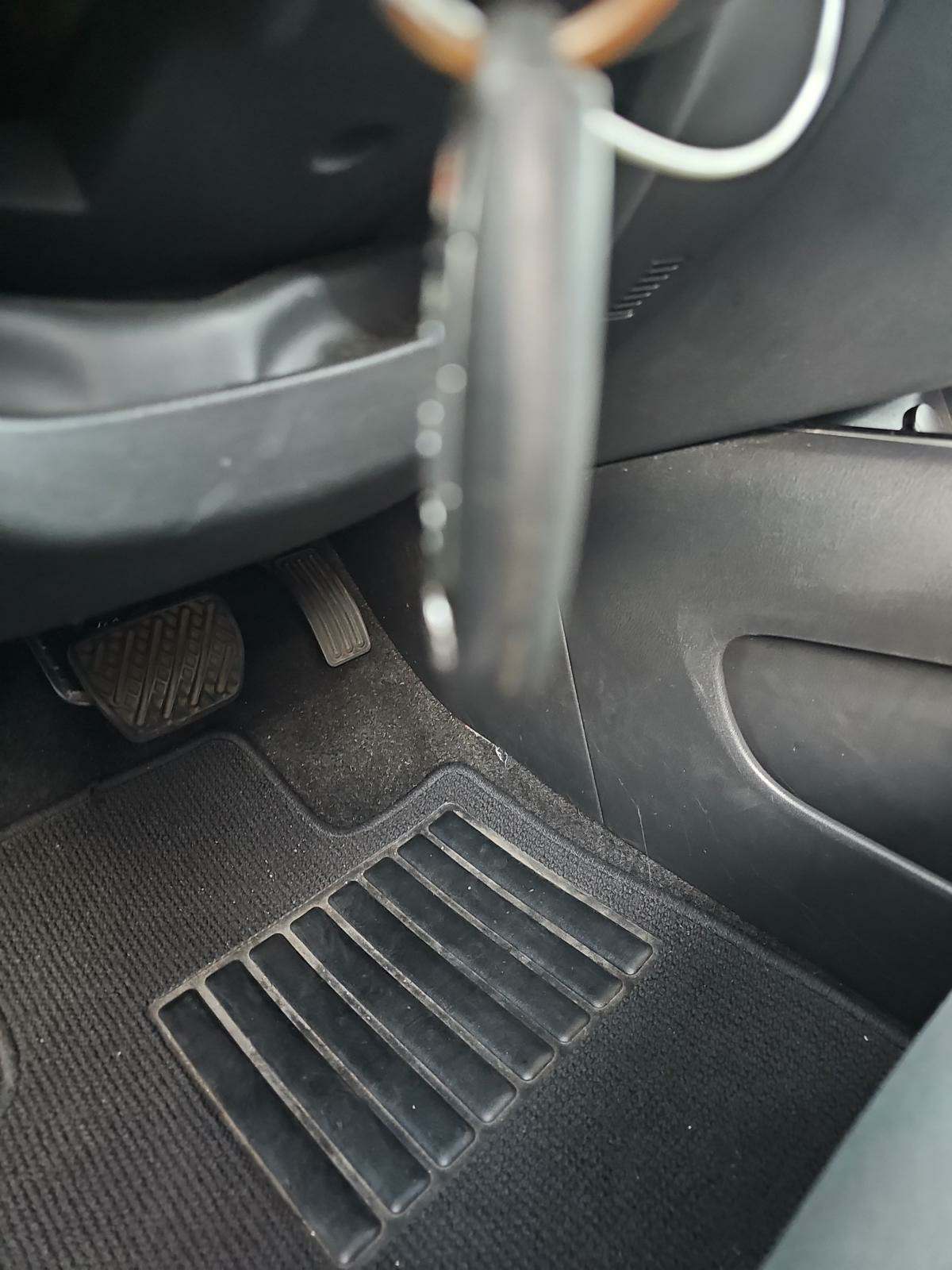 2017 Nissan Pathfinder SV FWD