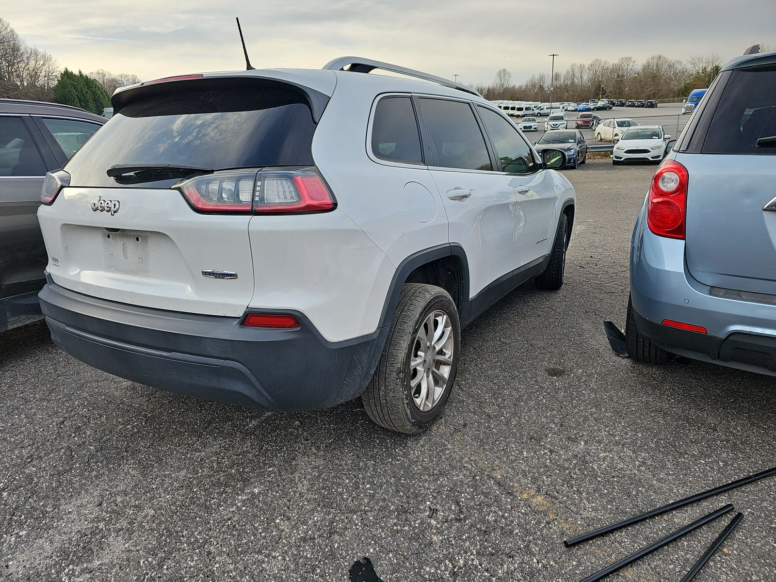 2019 Jeep Cherokee LATITUDE FWD