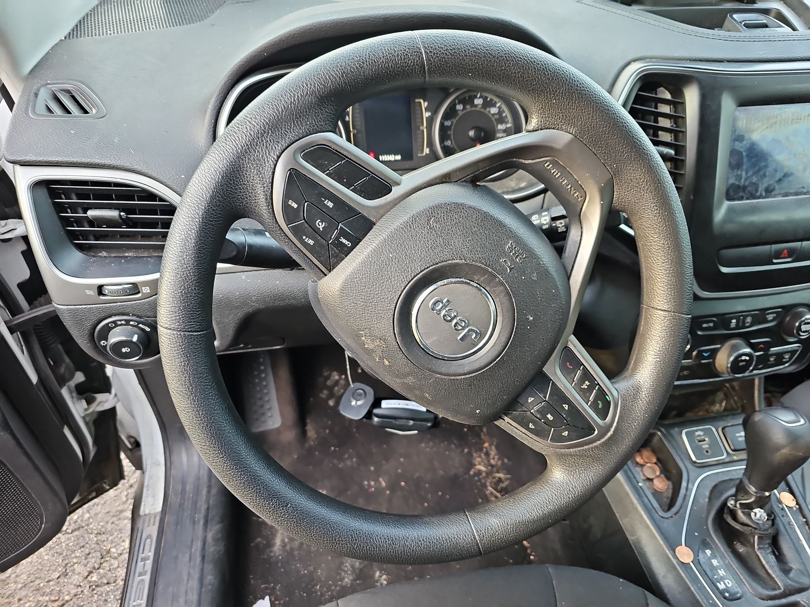 2019 Jeep Cherokee LATITUDE FWD