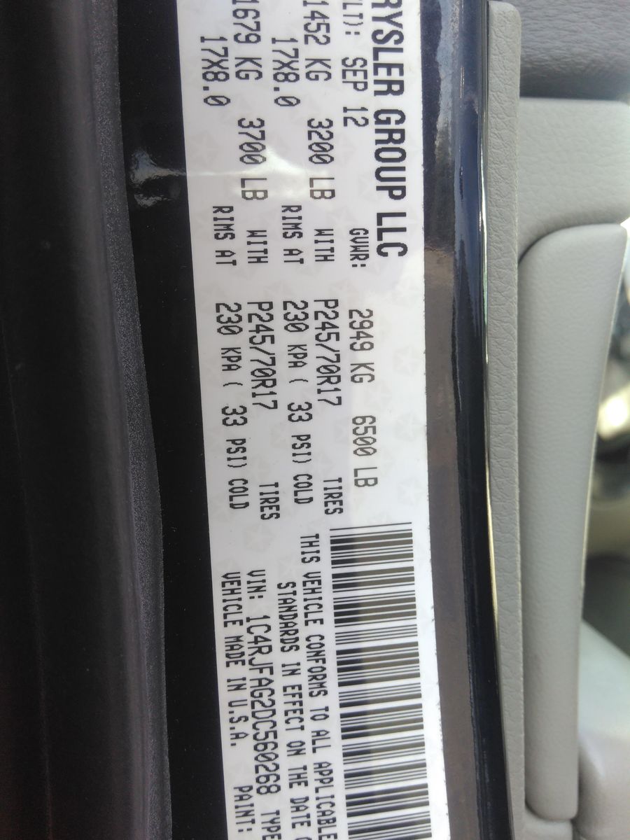 2013 Jeep Grand Cherokee LAREDO AWD