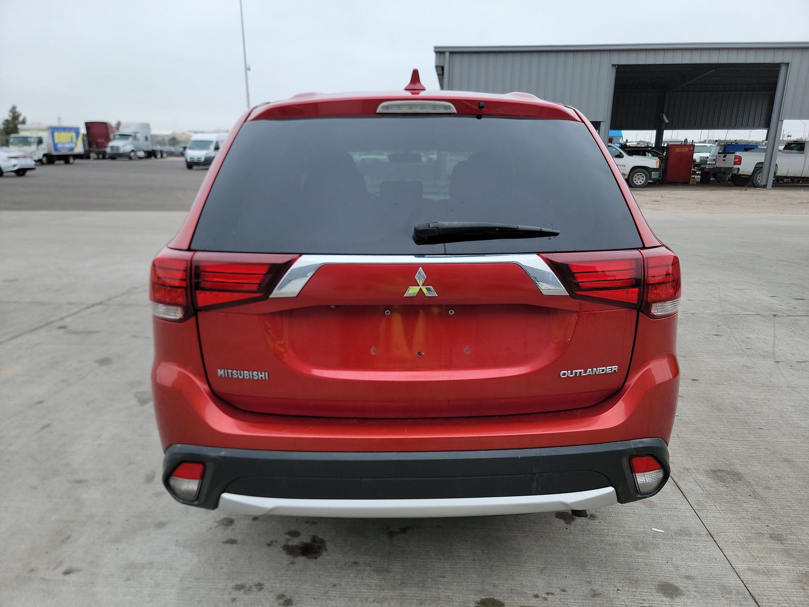 2018 Mitsubishi Outlander ES FWD