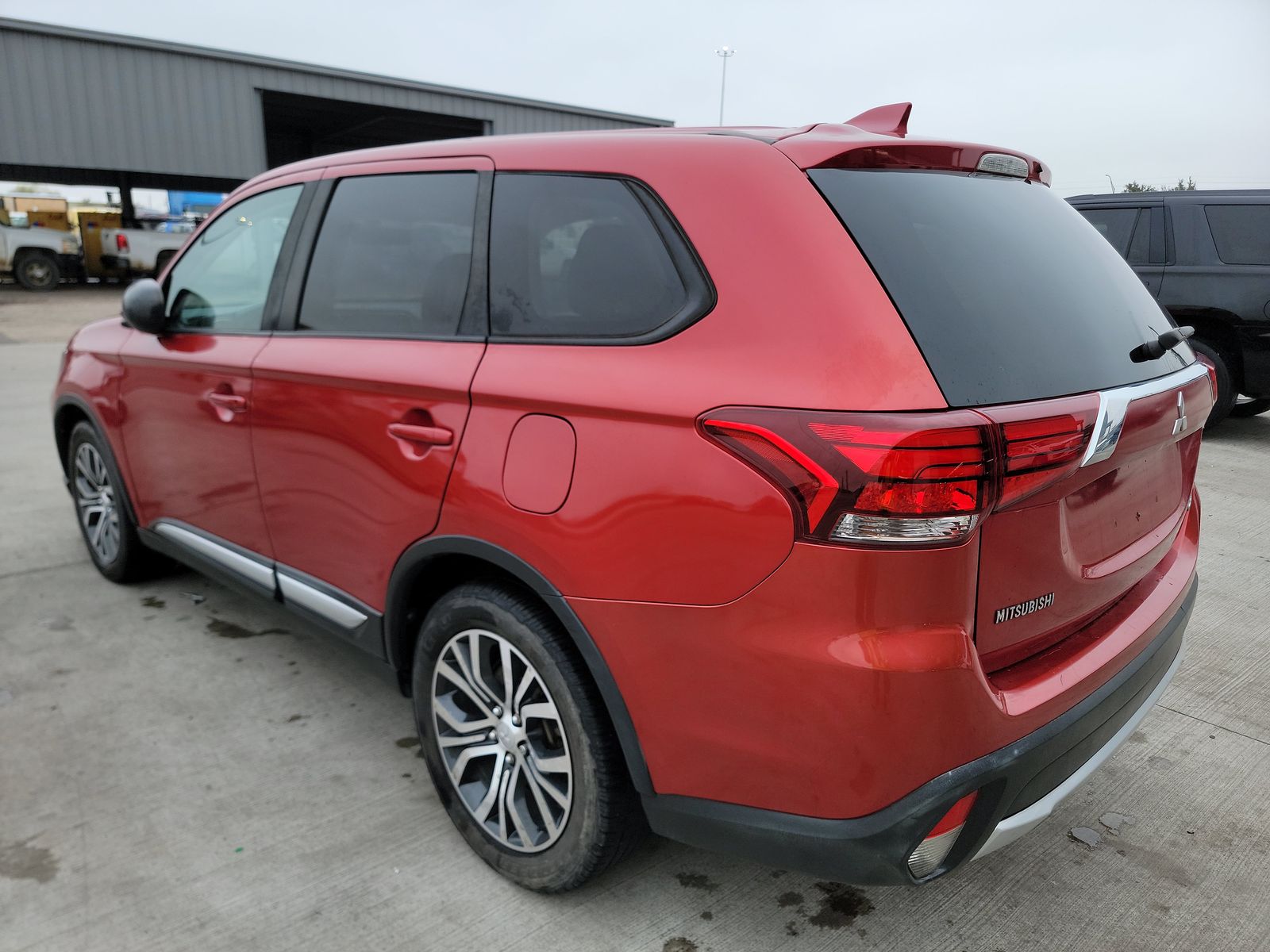 2018 Mitsubishi Outlander ES FWD