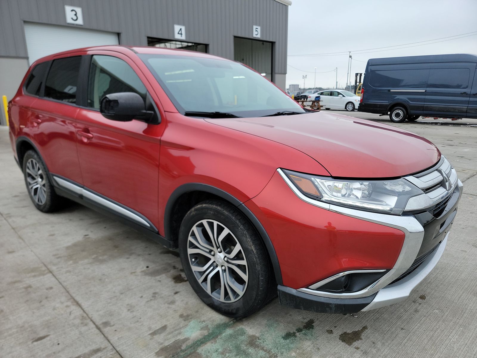 2018 Mitsubishi Outlander ES FWD