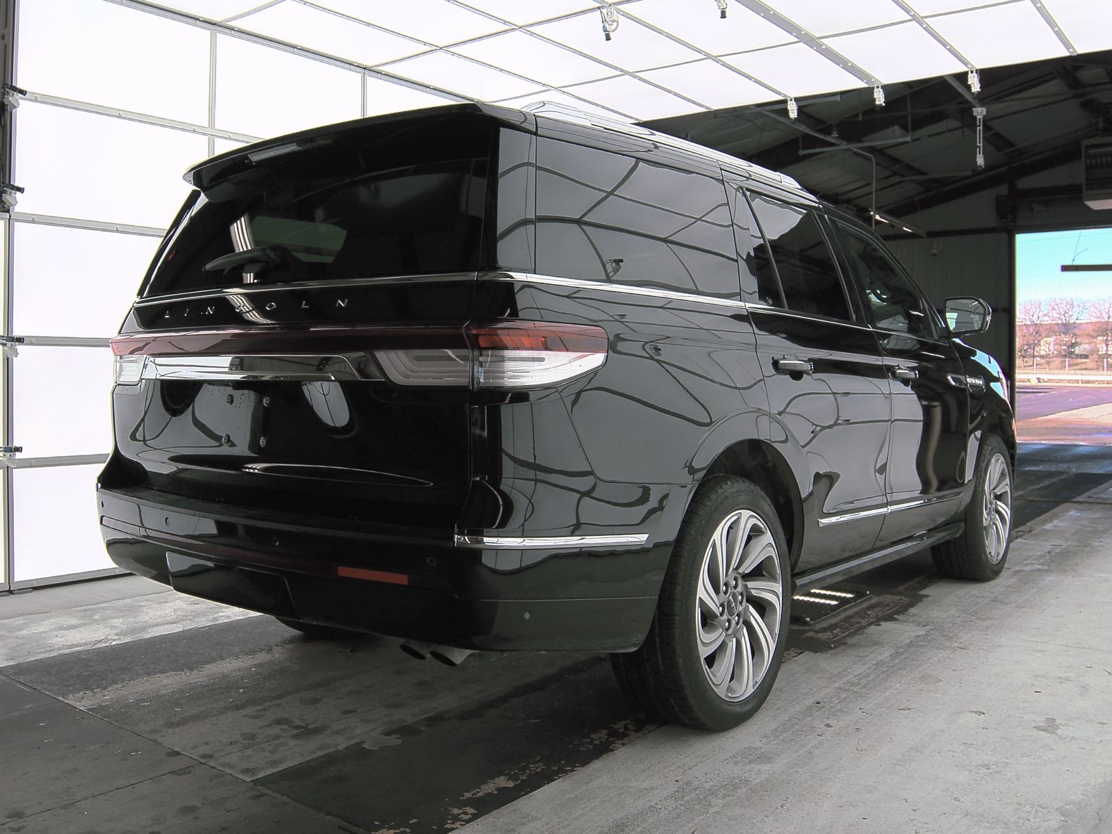 2022 Lincoln Navigator RESERVE AWD