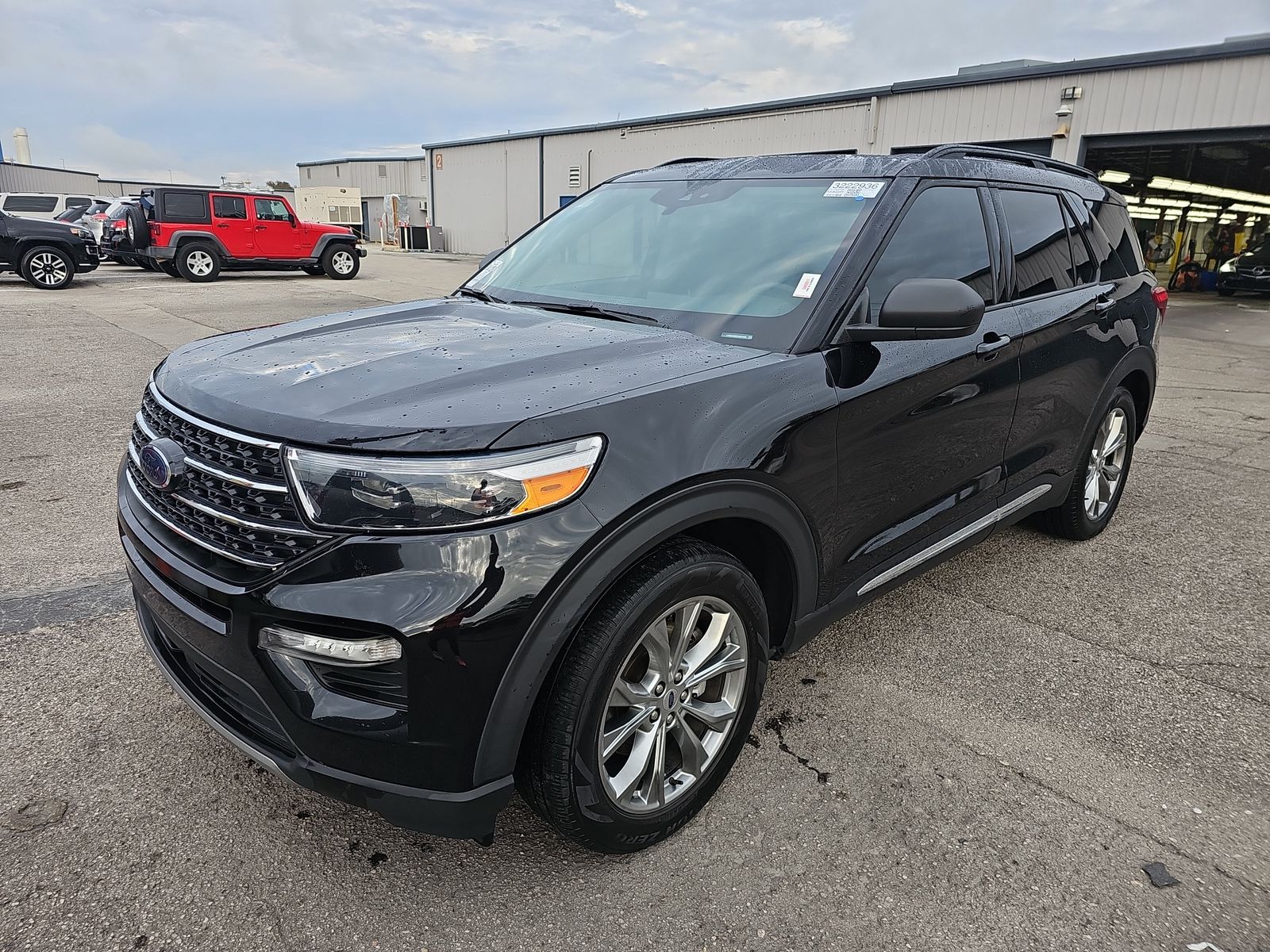 2020 Ford Explorer XLT RWD