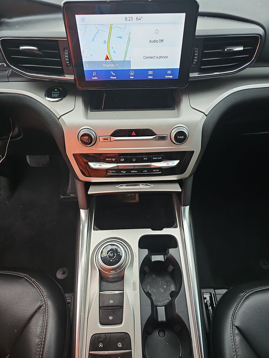 2020 Ford Explorer XLT RWD