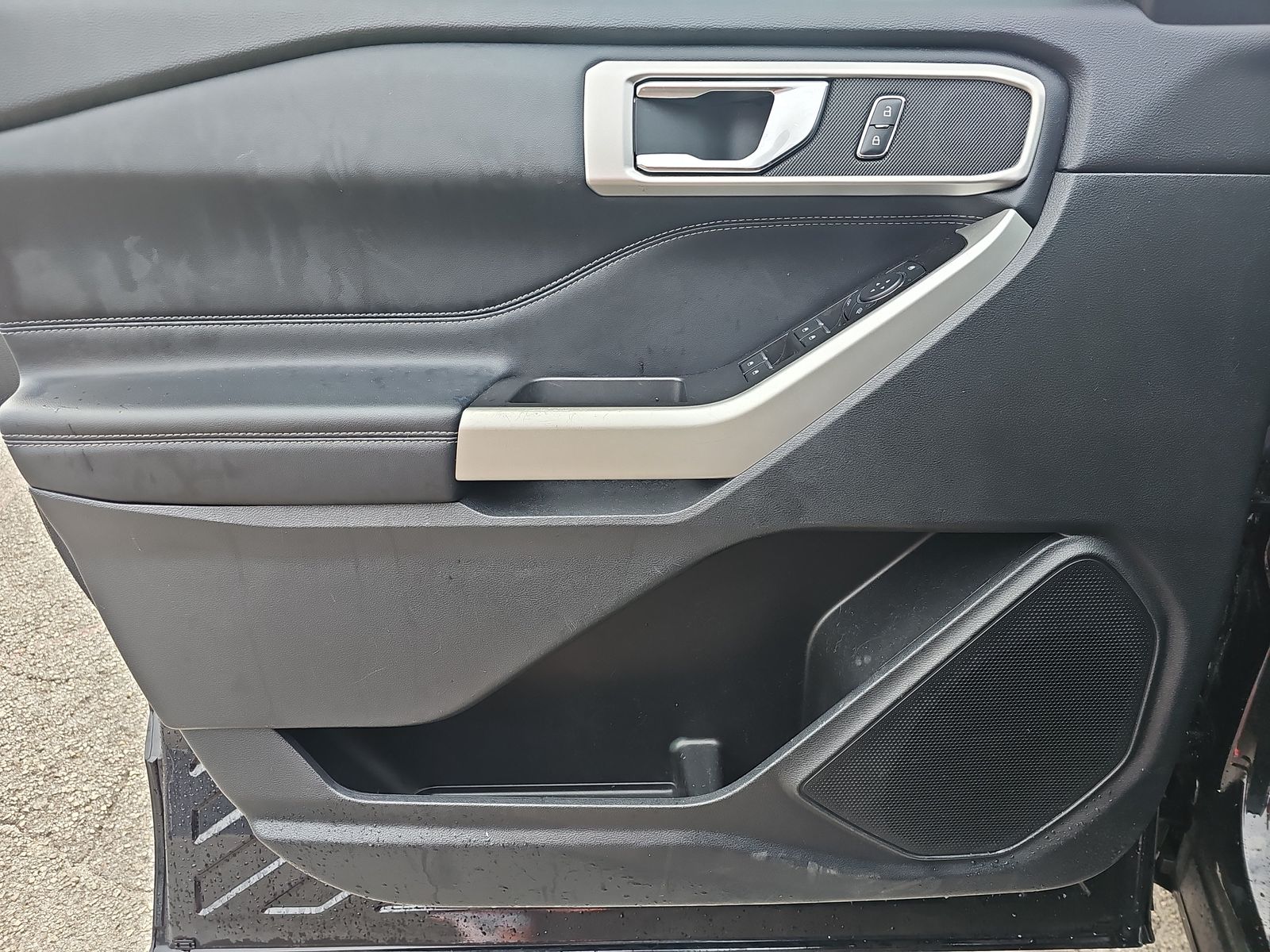 2020 Ford Explorer XLT RWD