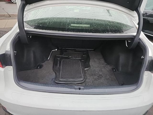 2016 Lexus IS Base RWD