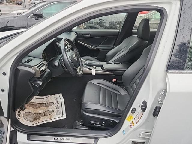 2016 Lexus IS Base RWD