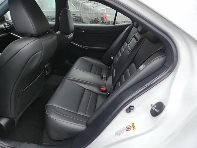 2016 Lexus IS Base RWD