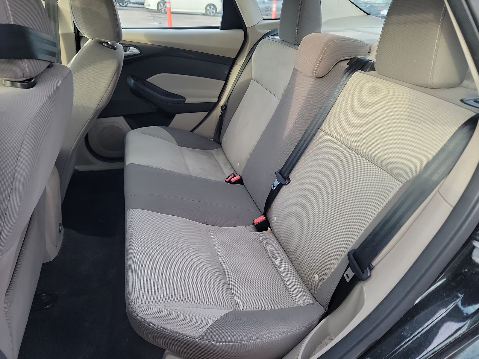 2014 Ford Focus SE FWD