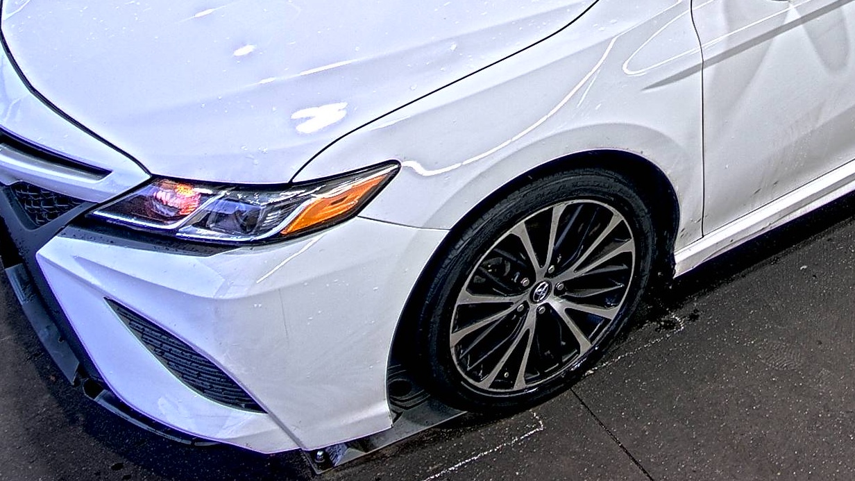 2020 Toyota Camry SE FWD