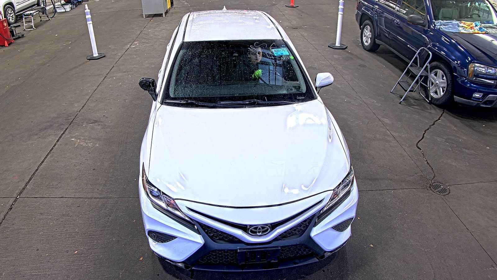 2020 Toyota Camry SE FWD