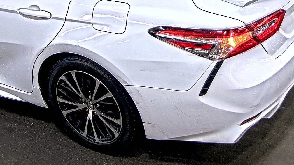 2020 Toyota Camry SE FWD