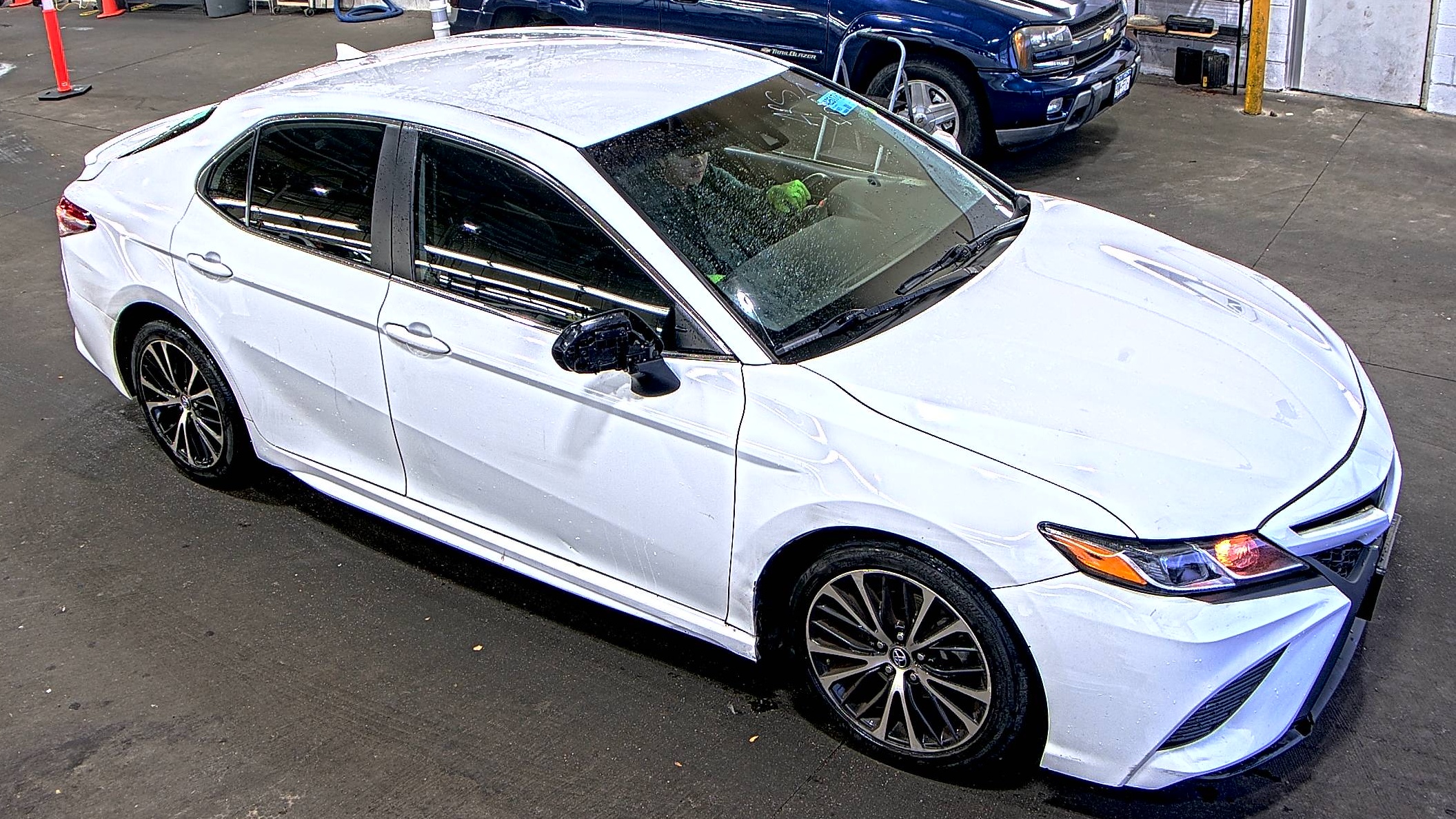 2020 Toyota Camry SE FWD